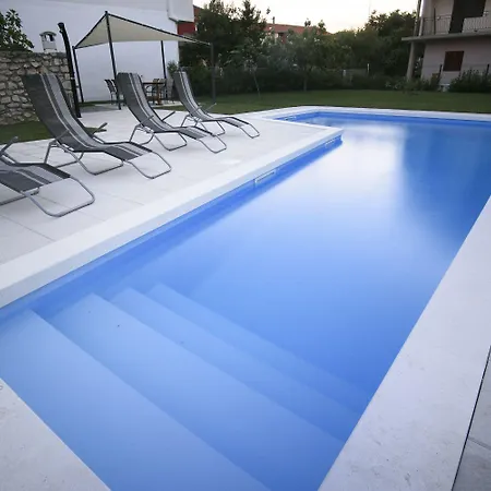 Bellamare Apartment *